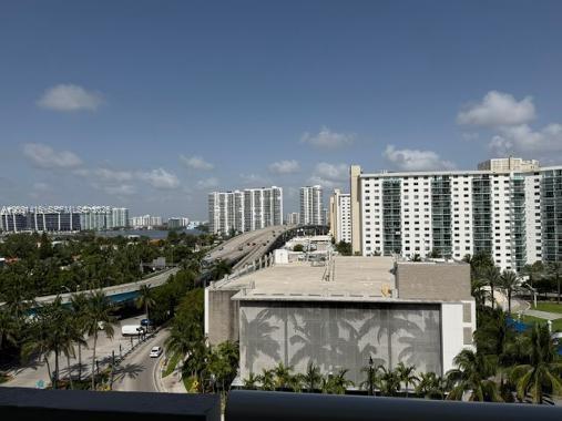 19201 Collins Ave 837, Sunny Isles Beach, Florida 33160, USA