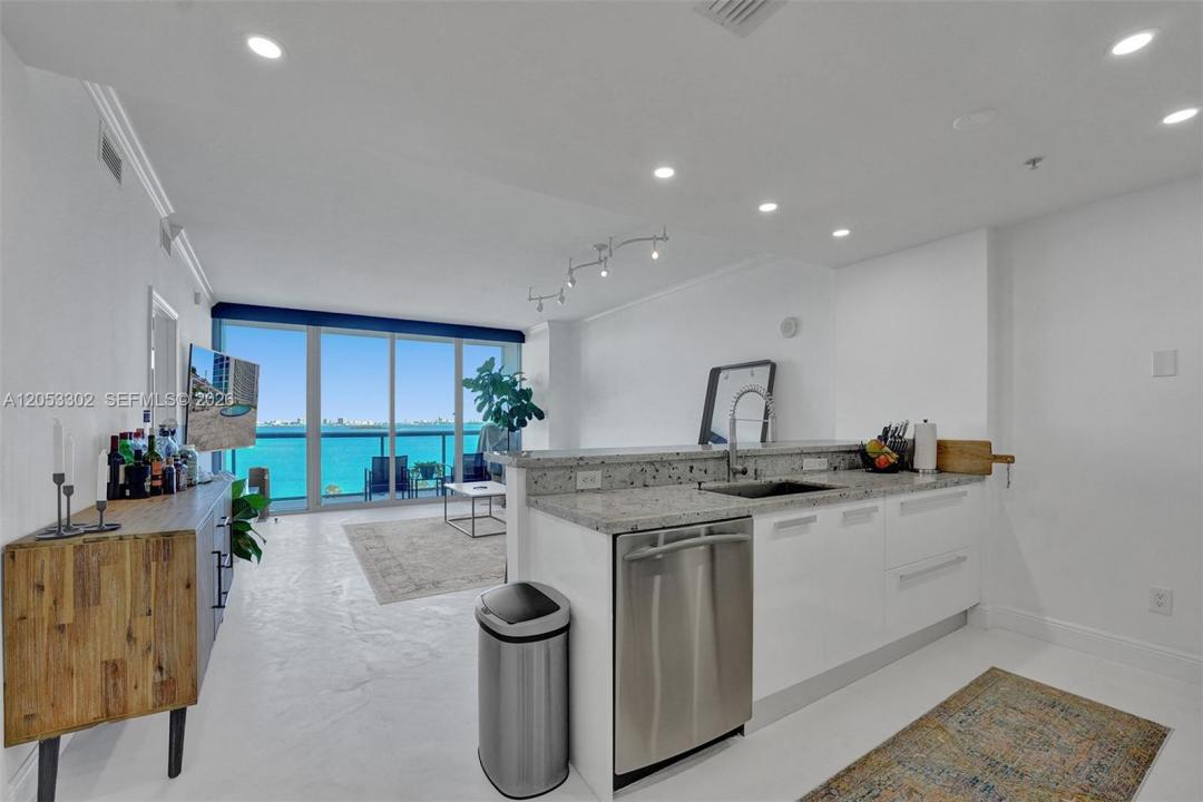 601 NE 36th St 811, Miami, Florida 33137, Stati Uniti