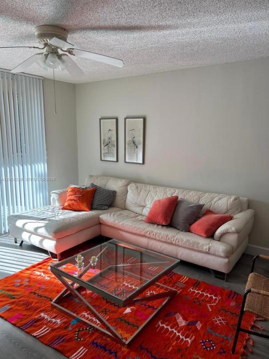 19901 E Country Club Dr 2207, Aventura, Флорида 33180, Соединенные Штаты