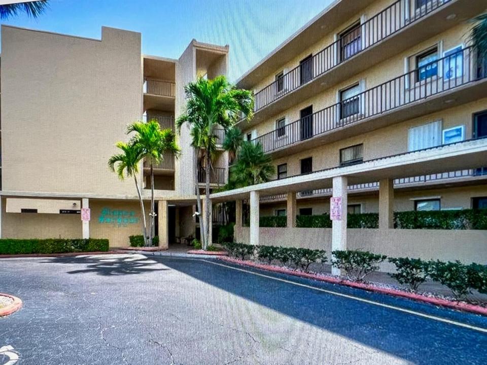 890 N Federal Highway 102, Lantana, Florida 33462, USA