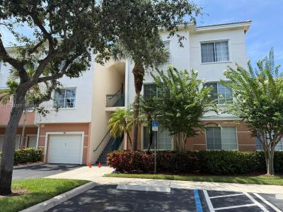 9208 W Myrtlewood Cir W 208, Palm Beach Gardens, Florida 33418, USA