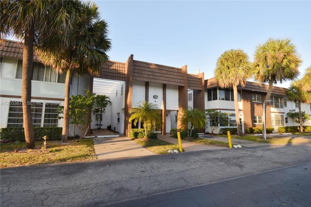 2291 NW 48th Ter 214, Lauderhill, Florida 33313, Stati Uniti