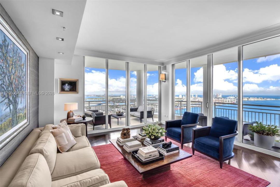 848 Brickell Key Drive LPH4401, Miami, Florida 33131, USA