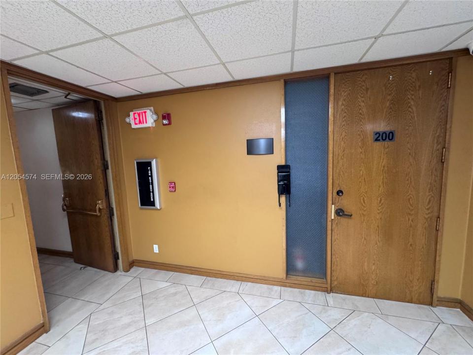 1333 E University Dr 200, Plantation, Florida 33324, USA