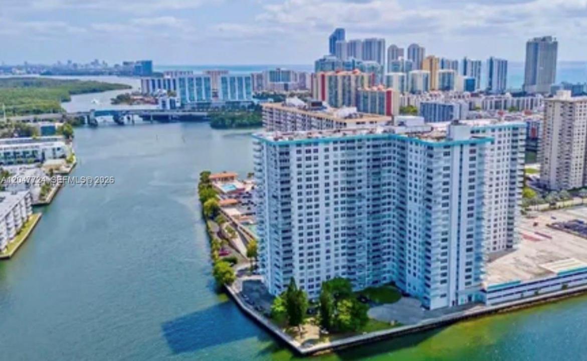 301 174th St 1208, Sunny Isles Beach, فلوريدا 33160, الولايات المتحدة