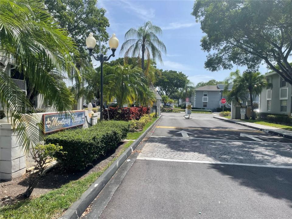 452 NE 210th Cir Ter 102-7A, Miami, Florida 33179, Amerika Birleşik Devletleri