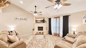 221 Avenue C, Point, Texas 75472, HOA KỲ