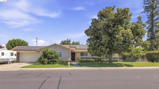 Walnut St, Oakdale, Kalifornien 95361, USA