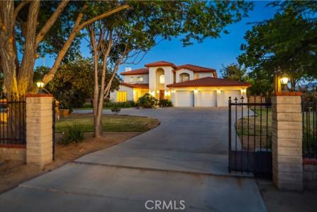 W Avenue, Palmdale, Kalifornien 93551, USA