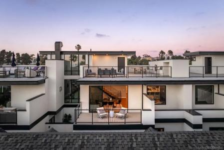 N Freeman Street, Oceanside, California 92054, Stati Uniti