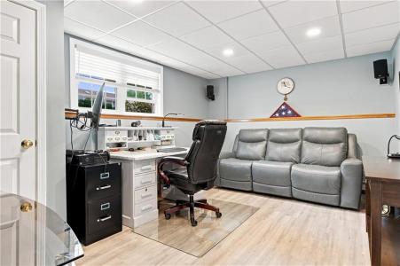 77 Capwell Avenue, Woonsocket, Rhode Island 02895, USA