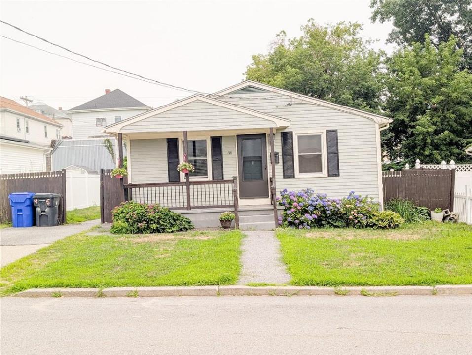 46 W Carpenter Street, Pawtucket, Rhode Island 02860, USA
