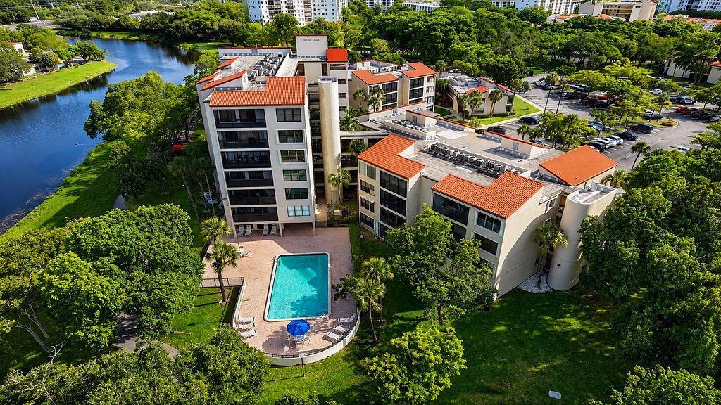 2322 S Cypress Bend Drive 311, Pompano Beach, 플로리다 33069, 미국