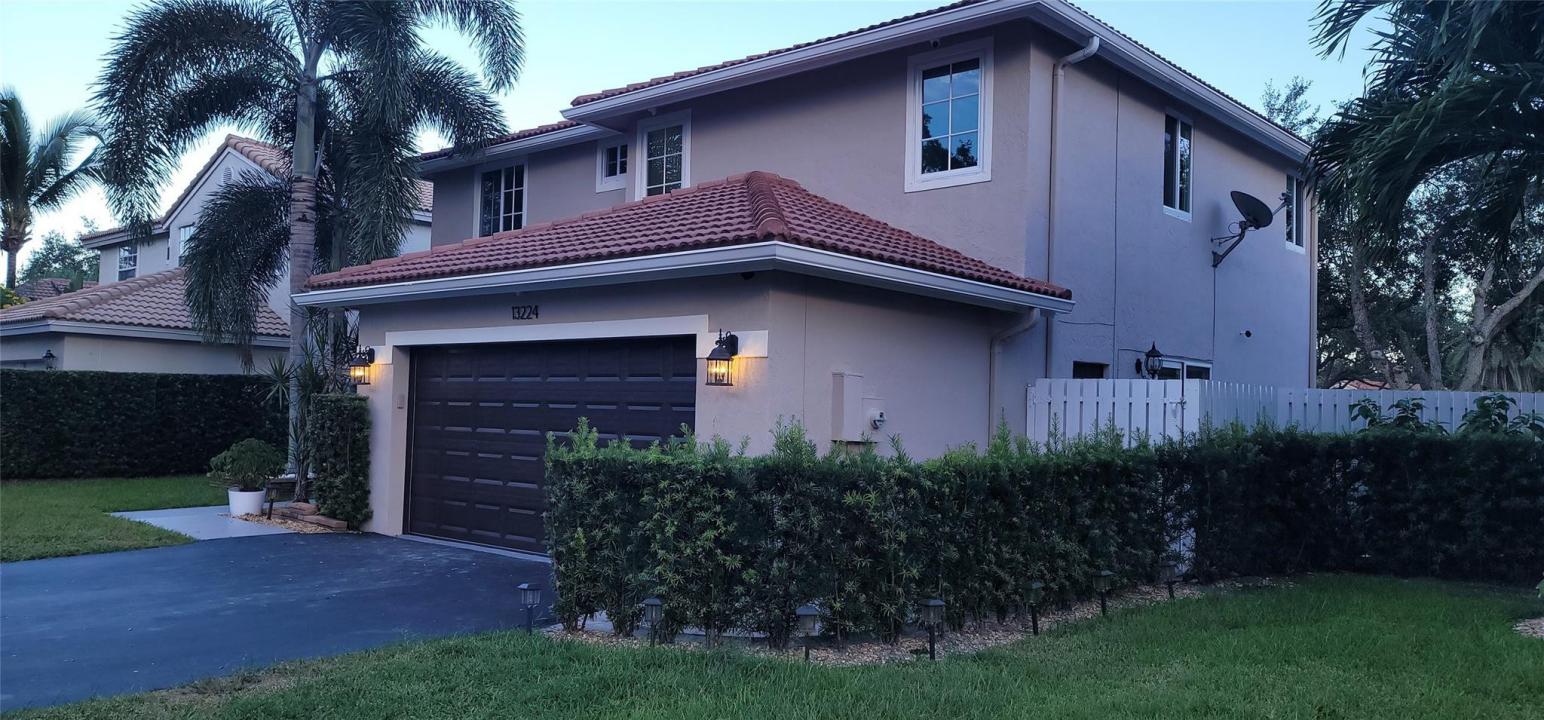 13224 NW 12th Court, Sunrise, Floride 33323, États-Unis