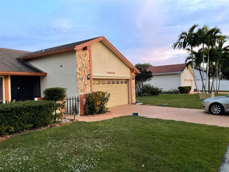 4770 NW 85TH Avenue, Lauderhill, Florida 33351