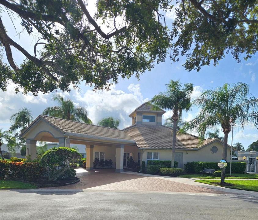 4233 SE HOME Way, Port St. Lucie, Floride 34952, États-Unis
