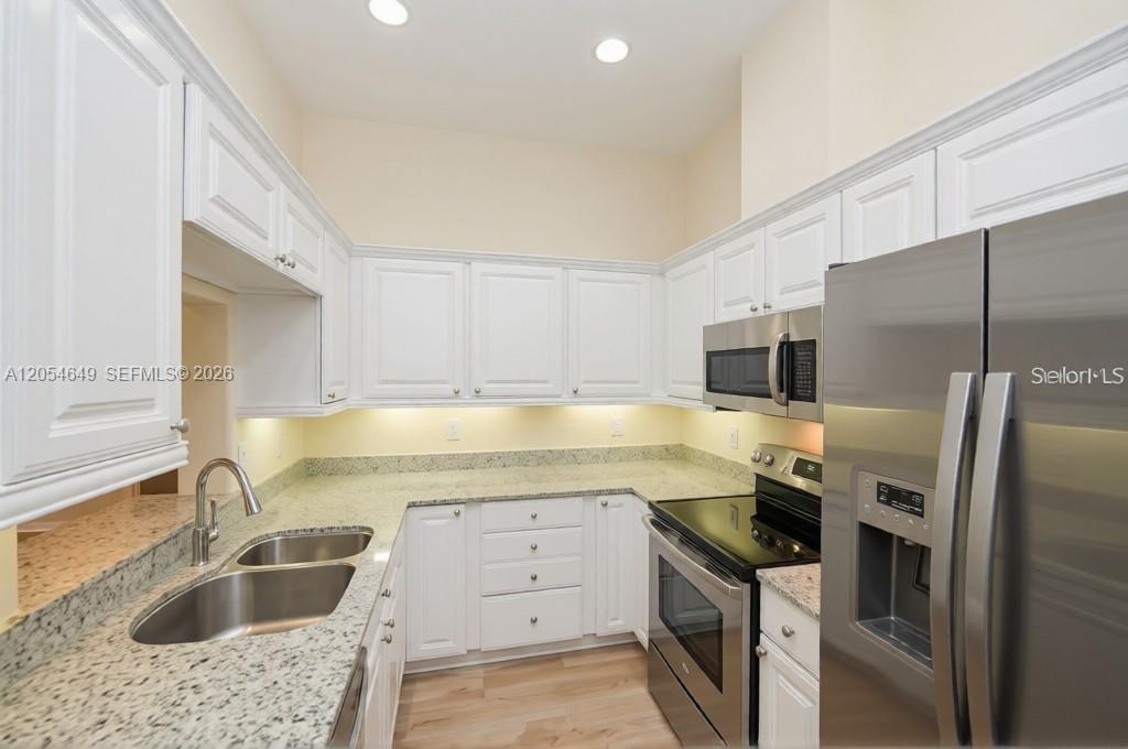 1301 Tamiami 0, Sarasota, Florida 34236