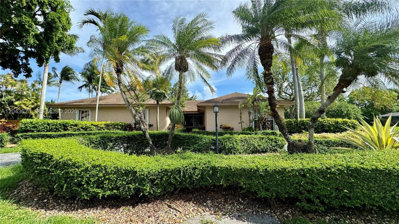10280 SW 141st St 10280, Miami, Florida 33176, USA