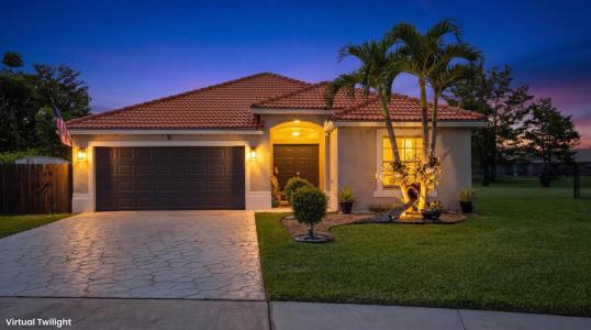 133 Nottingham Road, Royal Palm Beach, فلوريدا 33411, الولايات المتحدة