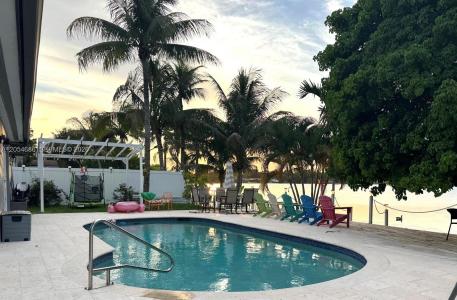 8641 NW 19th St, Pembroke Pines, Florida 33024, HOA KỲ