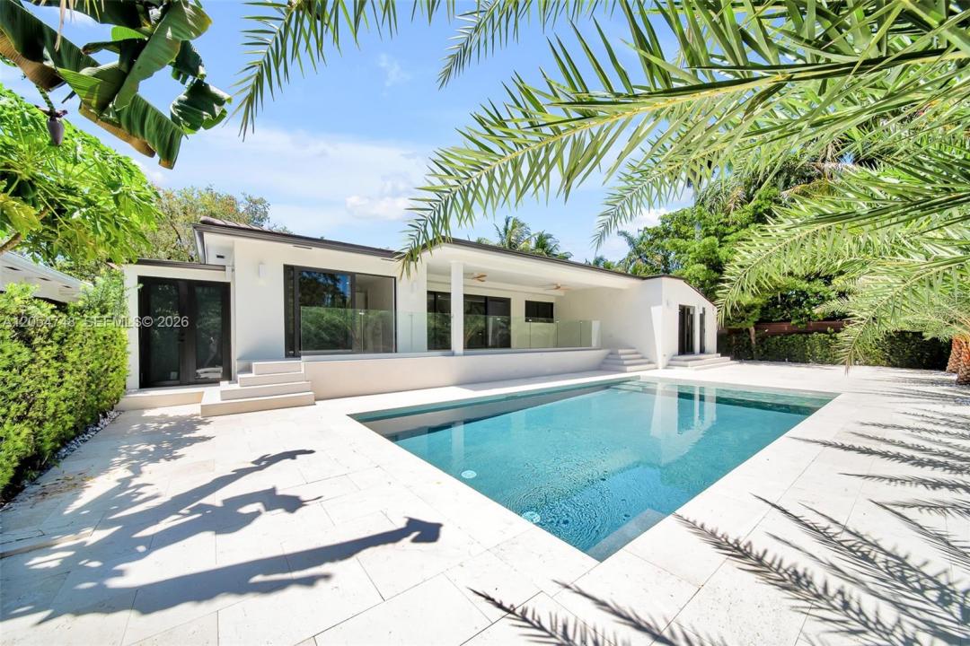 899 NE 71st St, Miami, فلوريدا 33138, الولايات المتحدة