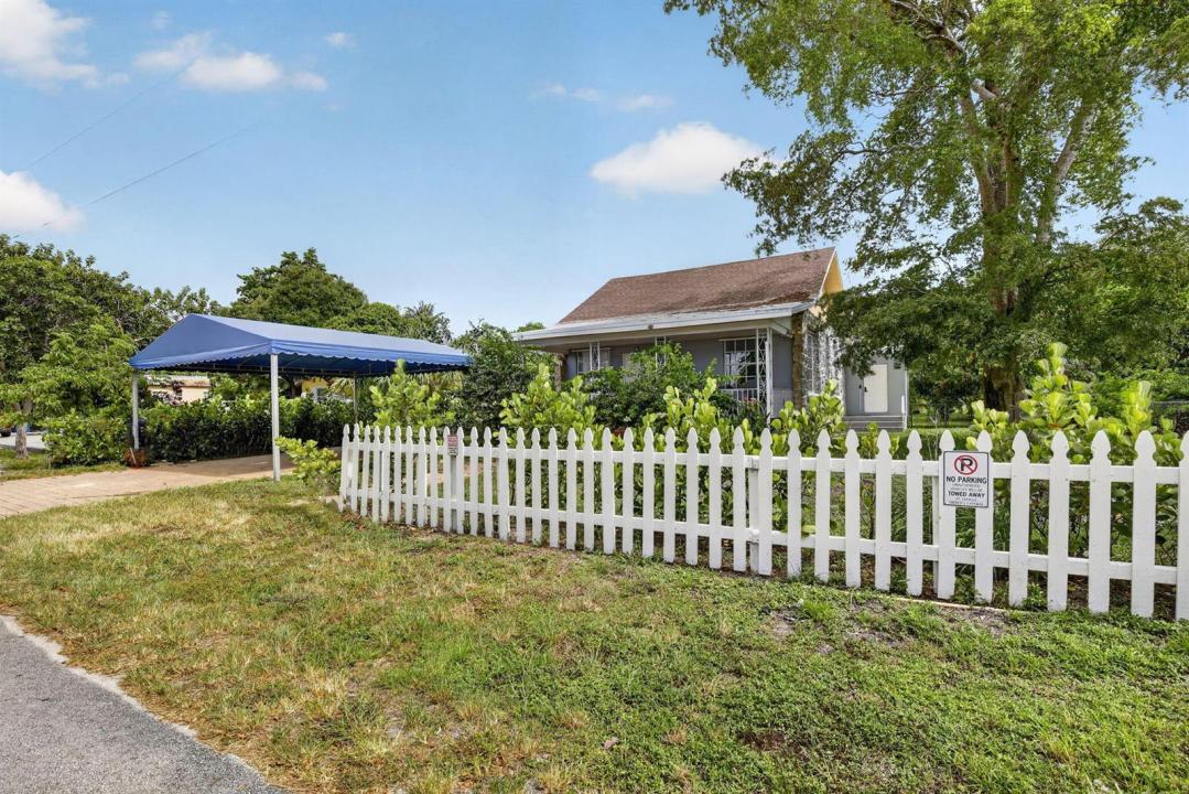 2465 Taylor Street, Hollywood, Florida 33020, Stati Uniti
