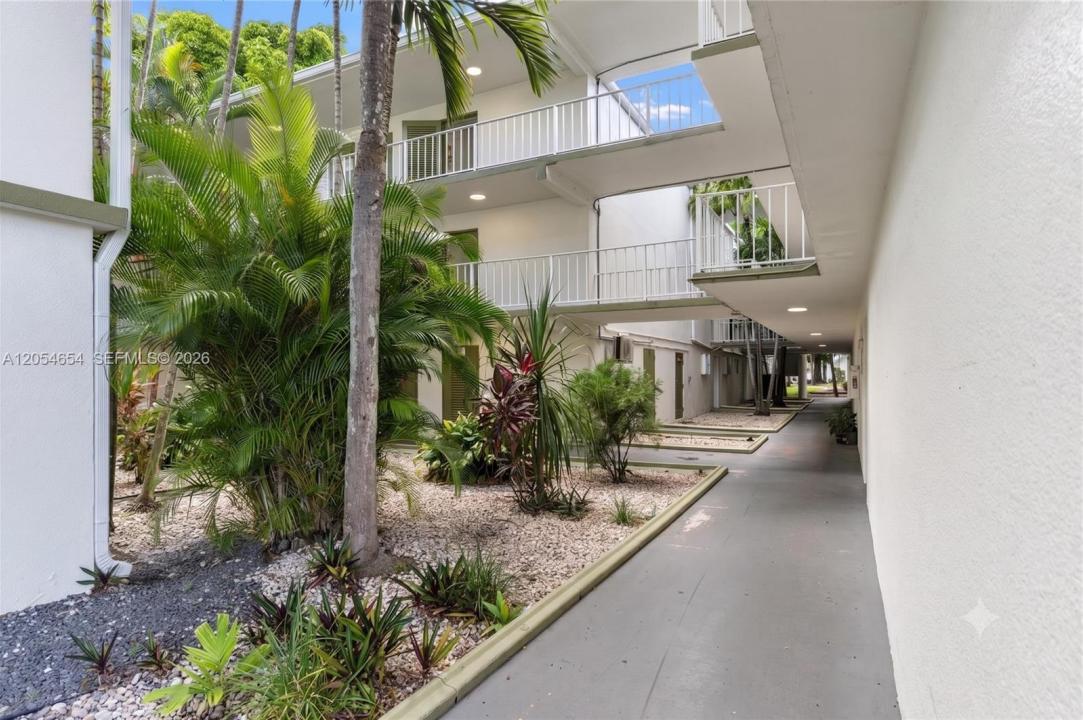 4205 N University Dr 303, Sunrise, Florida 33351, Stati Uniti