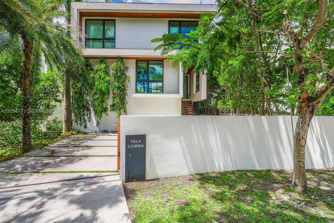 288 Palm Ave, Miami Beach, Florida 33139, USA