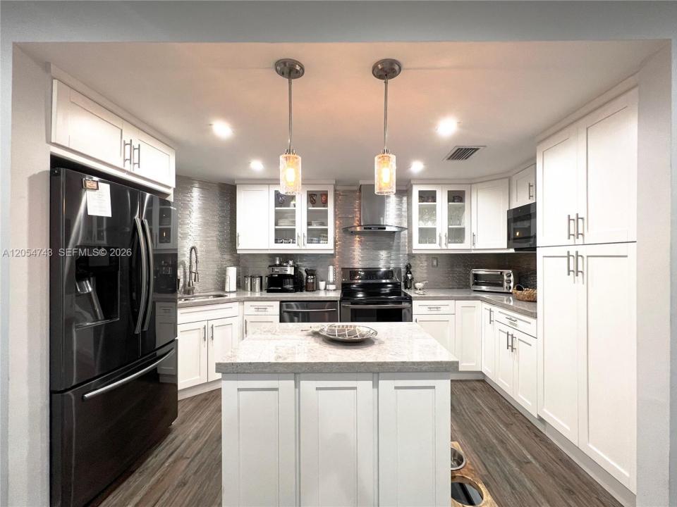 1408 Brickell Bay Dr 212, Miami, Floride 33131, États-Unis