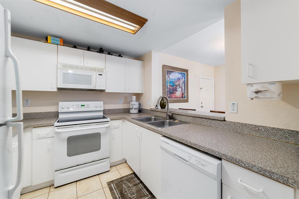 2901 RIVERSIDE Drive 201, Coral Springs, Florida 33065, Stati Uniti