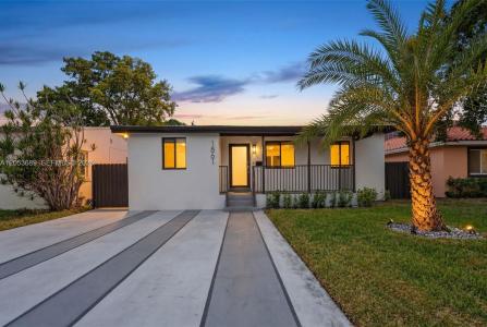 1861 SW 22nd Ter, Miami, Florida 33145, USA