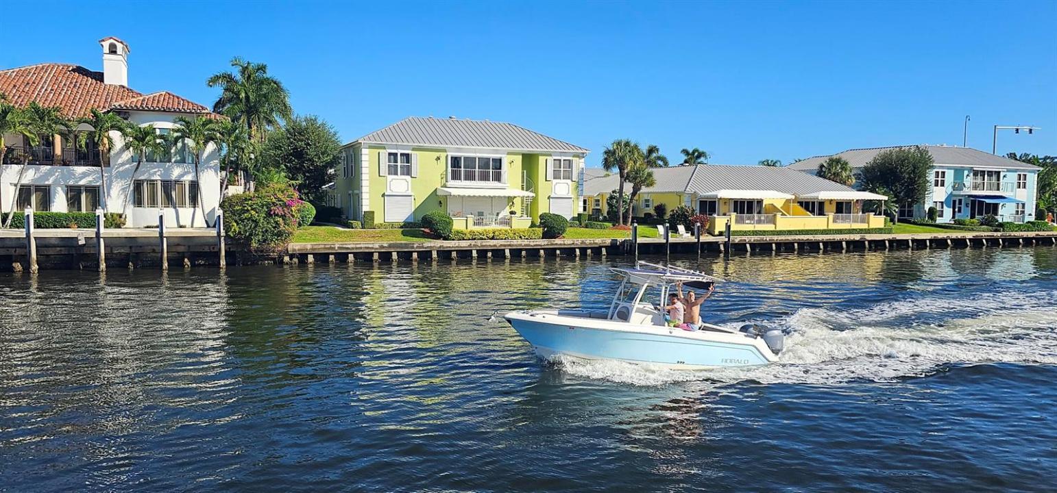 1704 DEL HAVEN Drive 38-B, Delray Beach, Florida 33483, USA