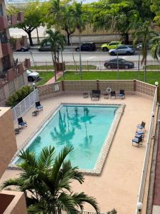 1630 W 46th St 504C, Hialeah, Florida 33012, USA