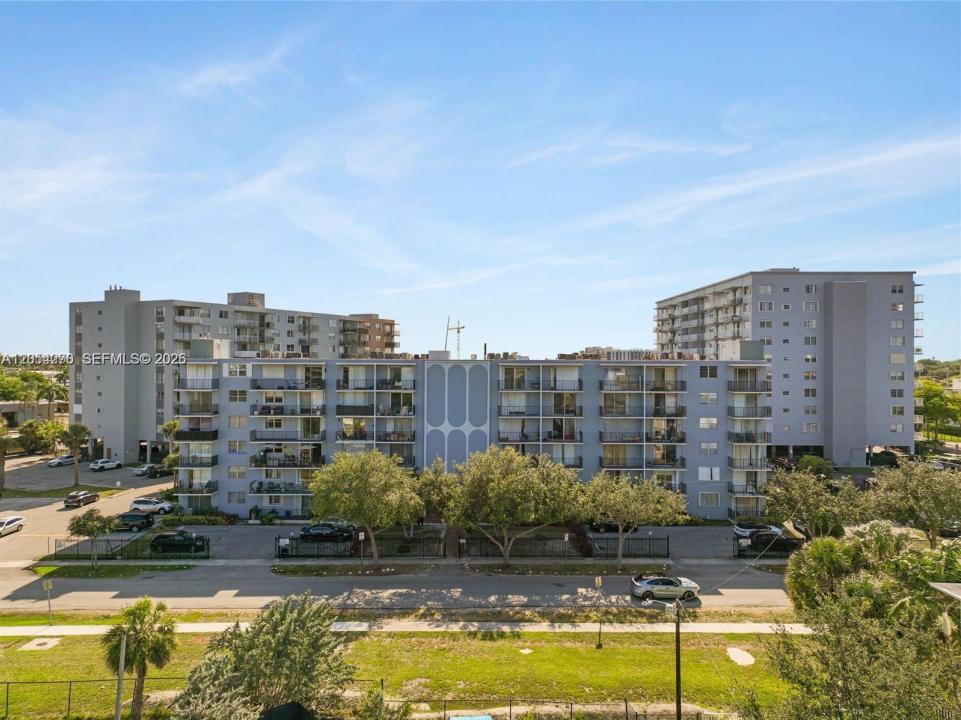 12500 NE 15th Ave 402, North Miami, Floride 33161, États-Unis