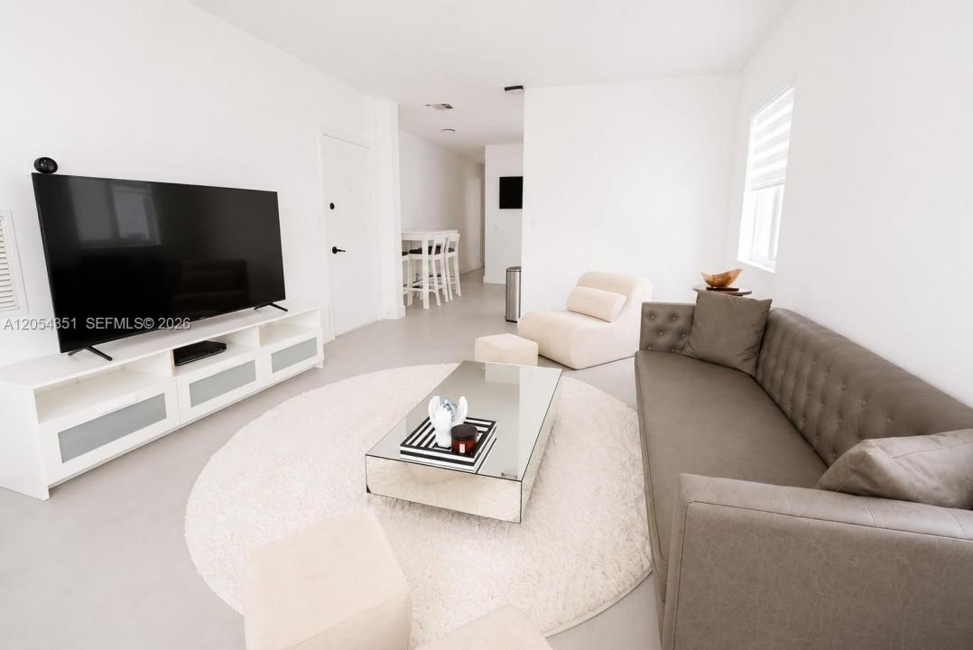815 W 39th St 3, Miami Beach, Florida 33140, Stati Uniti