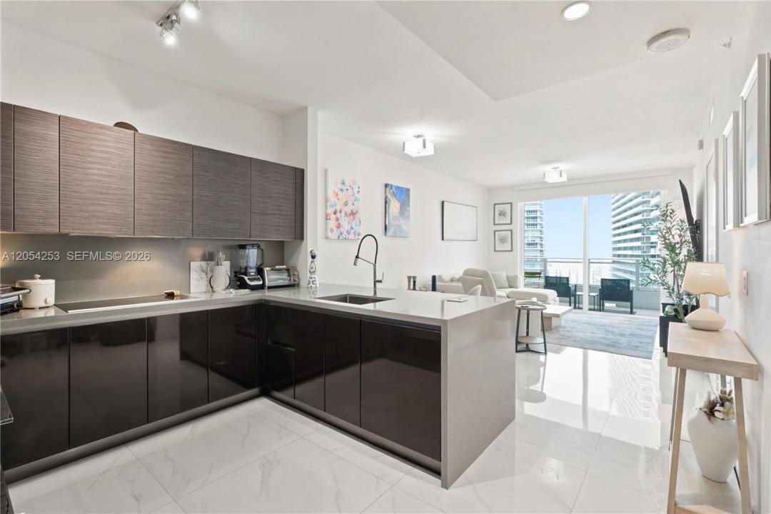 1080 Brickell Ave 1607, Miami, Floride 33131, États-Unis