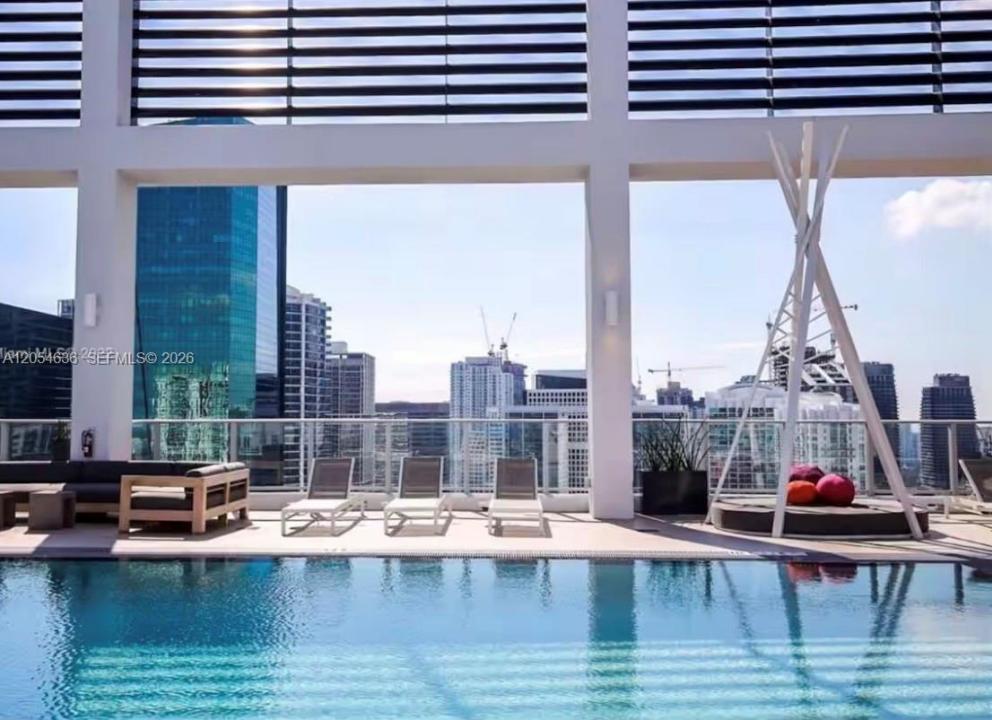151 SE 1st St 2411, Miami, フロリダ 33131, アメリカ合衆国