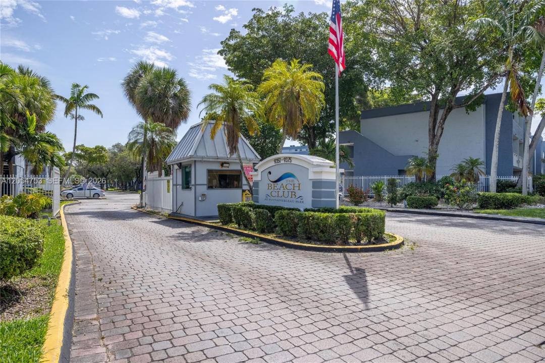 9365 Fontainebleau Blvd E205, Miami, Floride 33172, États-Unis