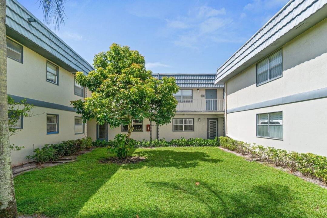 690 BRITTANY O, Delray Beach, フロリダ 33446, アメリカ合衆国