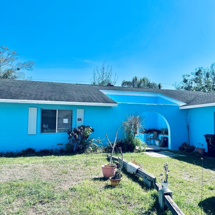 182 NE JETTIE Terrace, Port St. Lucie, Florida 34983, USA