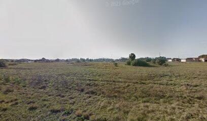 468 RAND Street, Lehigh Acres, Florida 33974, USA