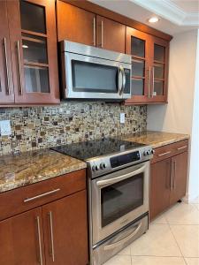 3771 Environ Blvd 447, Lauderhill, Florida 33319, USA