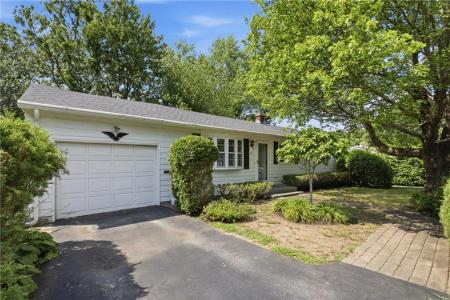 251 Madeleine Avenue, Woonsocket, Rhode Island 02895, USA