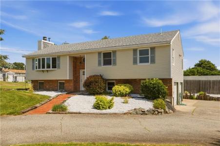 49 Dexter Street, Portsmouth, Rhode Island 02871, USA