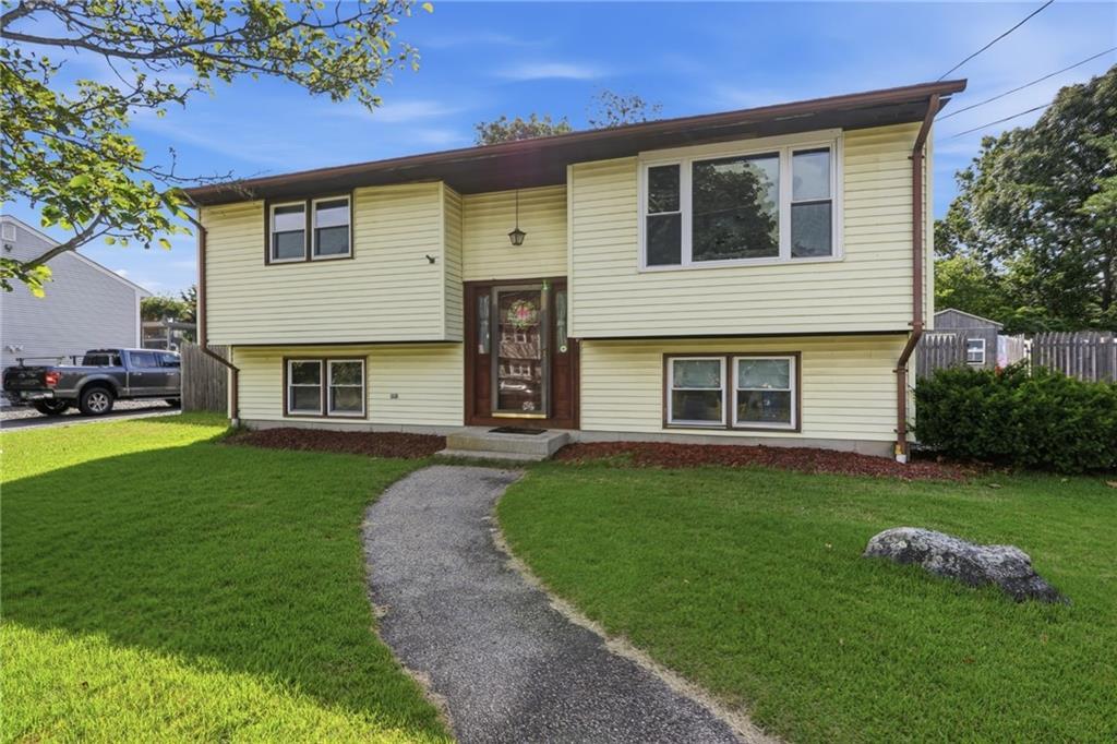 25 Oakridge Court, Warwick, Rhode Island 02886, États-Unis