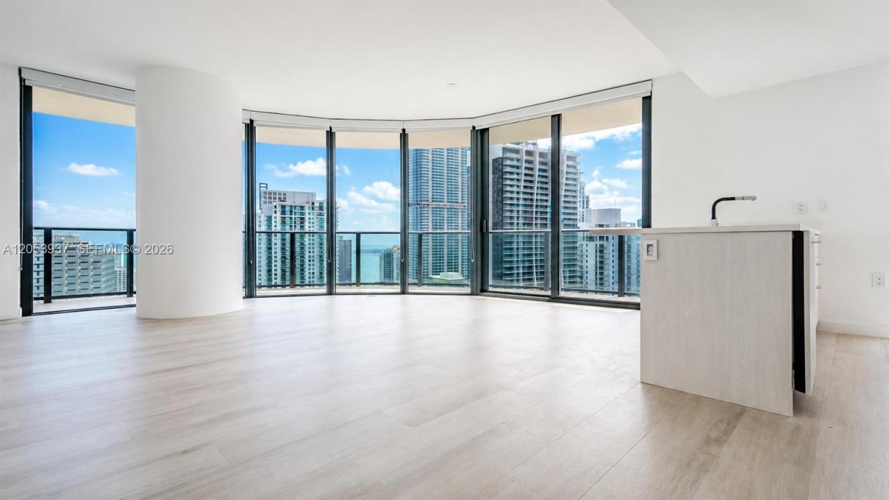 45 SW 9th St 3303, Miami, Flórida 33130, Estados Unidos