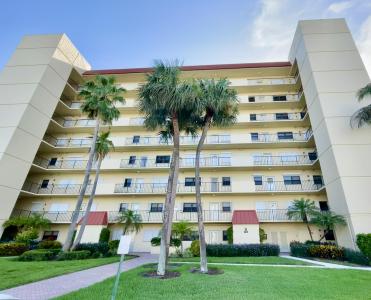 7430 S Ocean Drive 219, Jensen Beach, Florida 34957