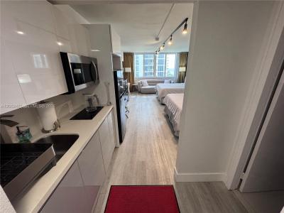 19201 Collins Ave 718, Sunny Isles Beach, Florida 33160, USA