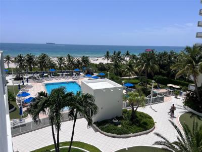 100 Lincoln Rd 634, Miami Beach, Florida 33139, USA