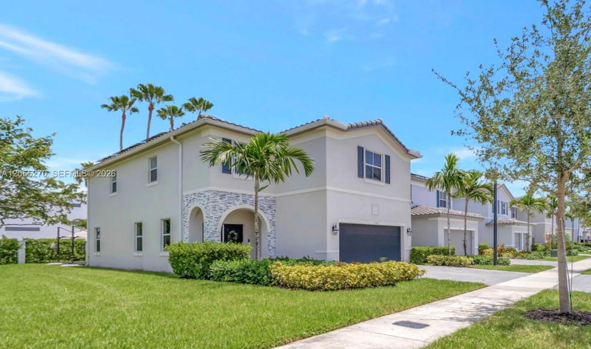 1361 SE 27th Ter, Homestead, Florida 33035, USA